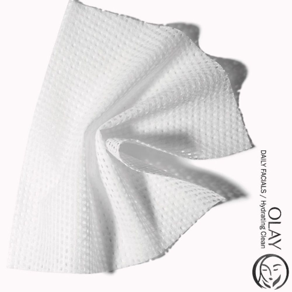 Olay Daily Facials Grape Seed Extract Hydrating Clean Facial Cloths 33 ct - Picture 3 of 7